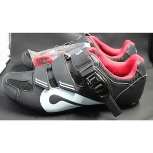 New Peloton Cycling Black Red White EU 39 Mens 6.5-7 /Sz 8-8.5 Women